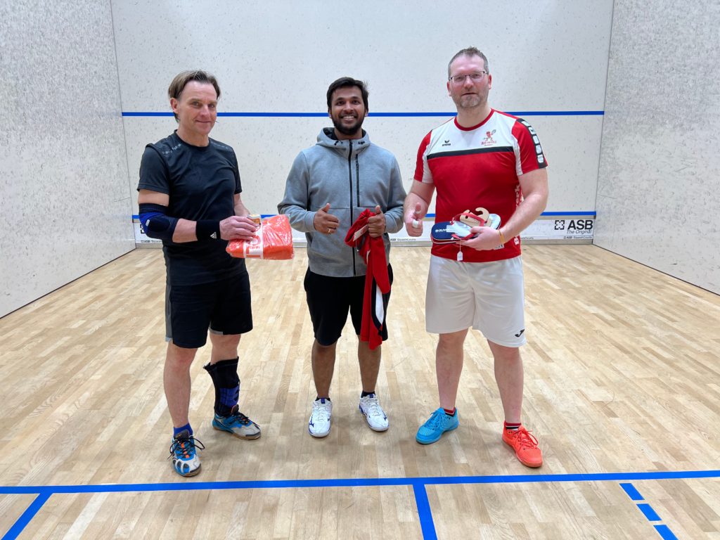 Sieger des ersten Freizeitturniers der Saison 2022, organisiert beim erste Squash Club Dresden