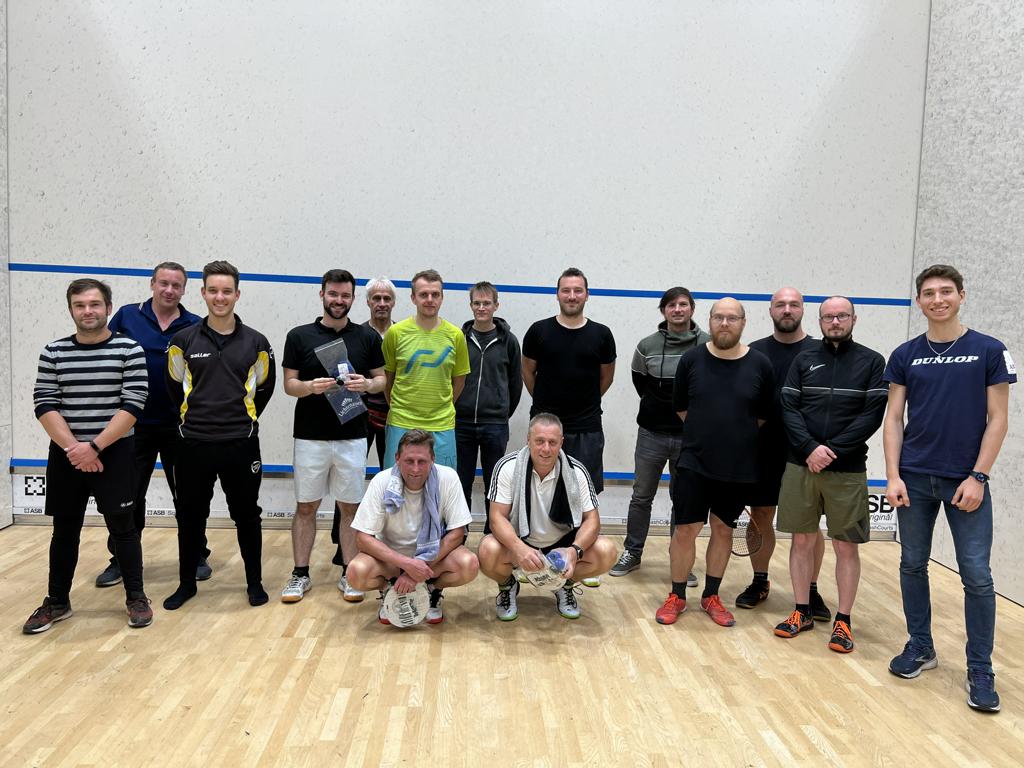 Teilnehmer des dritten Freizeitturniers der Saison 2022, organisiert beim ersten Squash Club Dresden